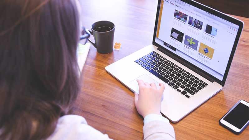 Why do all the business owners need to have a strong website?